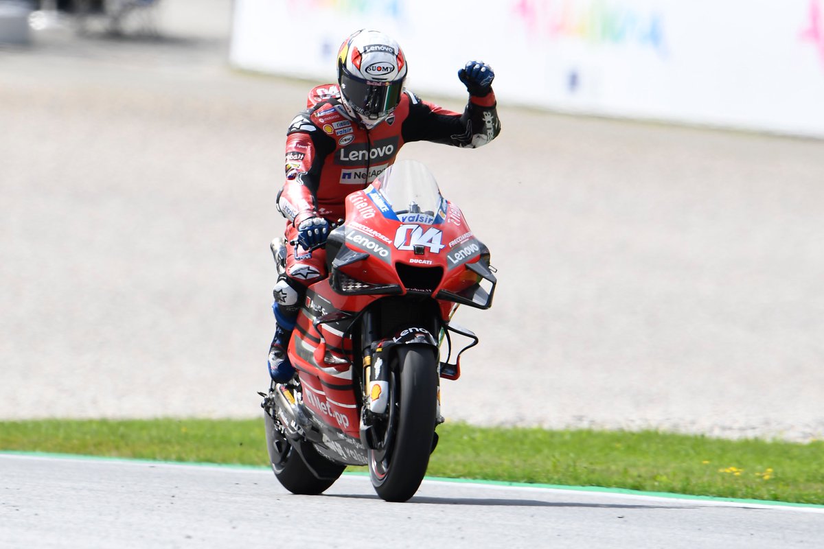 OutdoorSportCha's tweet photo. 🏁#AustrianGP result
1. Andrea Dovizioso ITA Ducati  28'20.853
2. Joan Mir SPA Suzuki Ecstar +1.377
3. Jack Miller AUS Pramac Racing Ducati +1.549
4. Brad Binder RSA Red Bull KTM Factory Racing +5.526
 #MotoGP #Motorsport https://t.co/T2hDMydOzn #outdoorsportchannel https://t.co/EXnWHcWroY