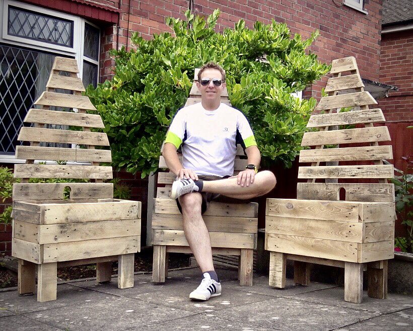 👑KILN OF THRONES! Our award winning #bottleoven trelllis planters back in stock. Grow your own fruit, veg & herbs. Visit:

thestoke2000.co.uk/shop/bottle-ki…

Made from ♻️#recycled palletwood. #thestoke2000, creating a #circulareconomy while celebrating #StokeonTrent’s #cultural #heritage.