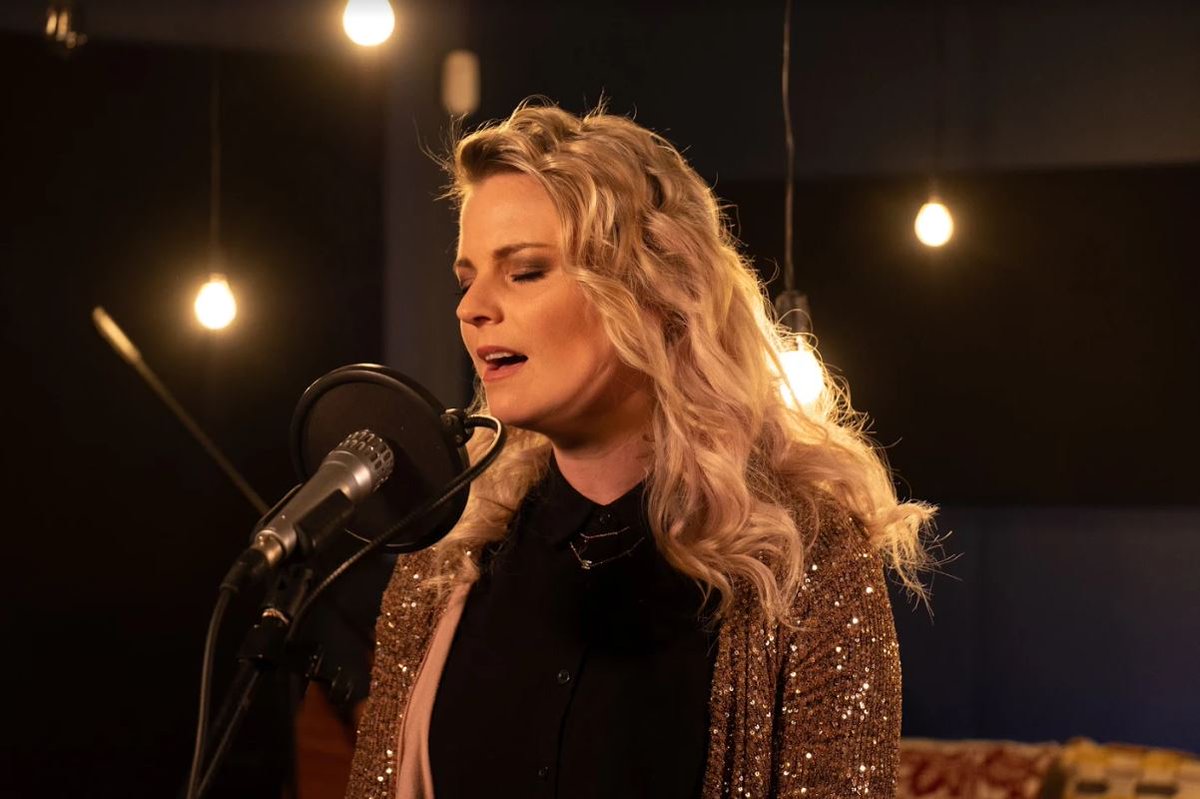 Laaste dag om <a href="/LeahMusiekSA/">Leah</a> sa aanlyn konsert te kyk op Dapper Media. Klik hier vir 'n kaartjie teen slegs R69: bit.ly/leahTK <a href="/Umusiek/">Universal Musiek</a> <a href="/InhoudHuisMus/">Inhoud Huis Musiek</a>