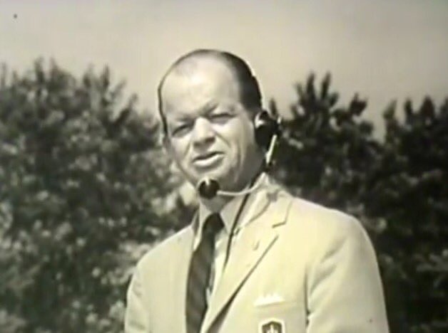 Kranz tells a story from the Mercury days at the Cape. NASA public affairs officer Shorty Powers would often appear among the flight controllers with a guest in tow searching for a NASA employee from a particular state to introduce to a visiting member of congress or senator. 2/5