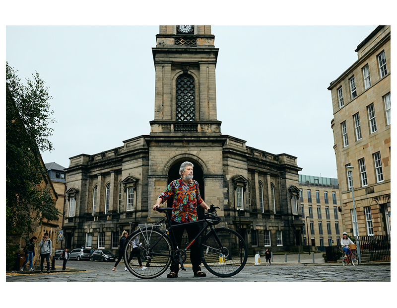 Edinburgh. St Stephen's
Sunday 16 Aug
<a href="/edfringe/">Edinburgh Festival Fringe</a> 2020 Day 10

With @PeterDibdin 📷

No Peter Schaufuss dance.
No cutting edge shows from <a href="/traversetheatre/">Traverse Theatre</a> <a href="/AuroraNovaOrg/">Aurora Nova</a> or Northern Stage.

Stockbridge flaneurs wander.
Tourists stare.

#21Venues21Shirts Day 10
#NothingToReviewHere