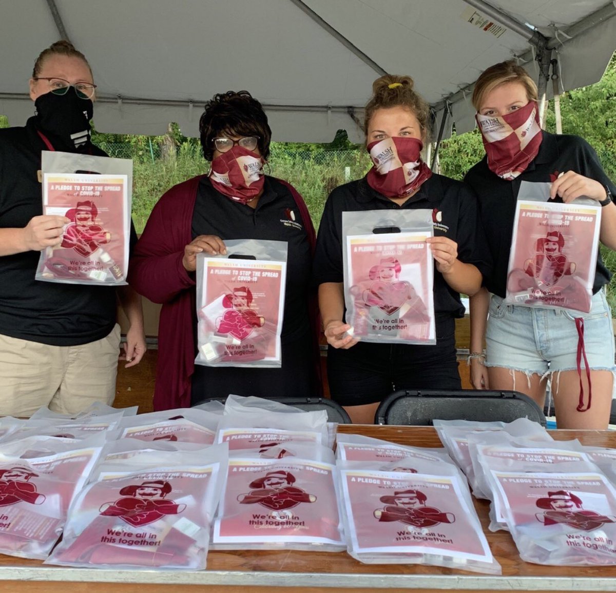 WalshUSoftball's tweet image. The Campus Safety Ambassadors are handing out safety kits this week for move in! We are located in the Birk Center Parking lot! You’ll pull in, receive your safety kit and then check in with res life and then pull around to the dorms for move in! #moveinweek2020