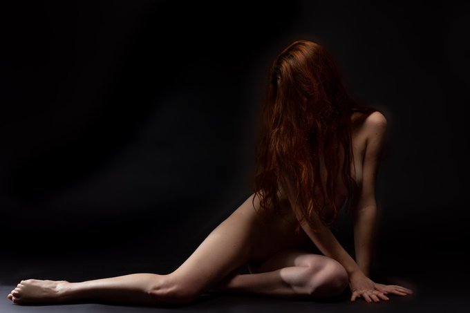 Quand j'avais les cheveux (tr&egrave;s) longs.  Photo par Ojo Del Gato. https://t.co/9ssWI1WfMw<a href="/tag/redhead"class="tags"><span>#redhead</span></a><a href="/tag/sunburns"class="tags"><span>#sunburns</span></a><a href="/tag/plage"class="tags"><span>#plage</span></a><a href="/tag/frenchmodel"class="tags"><span>#frenchmodel</span></a><a href="/tag/viole"class="tags"><span>#viole</span></a>