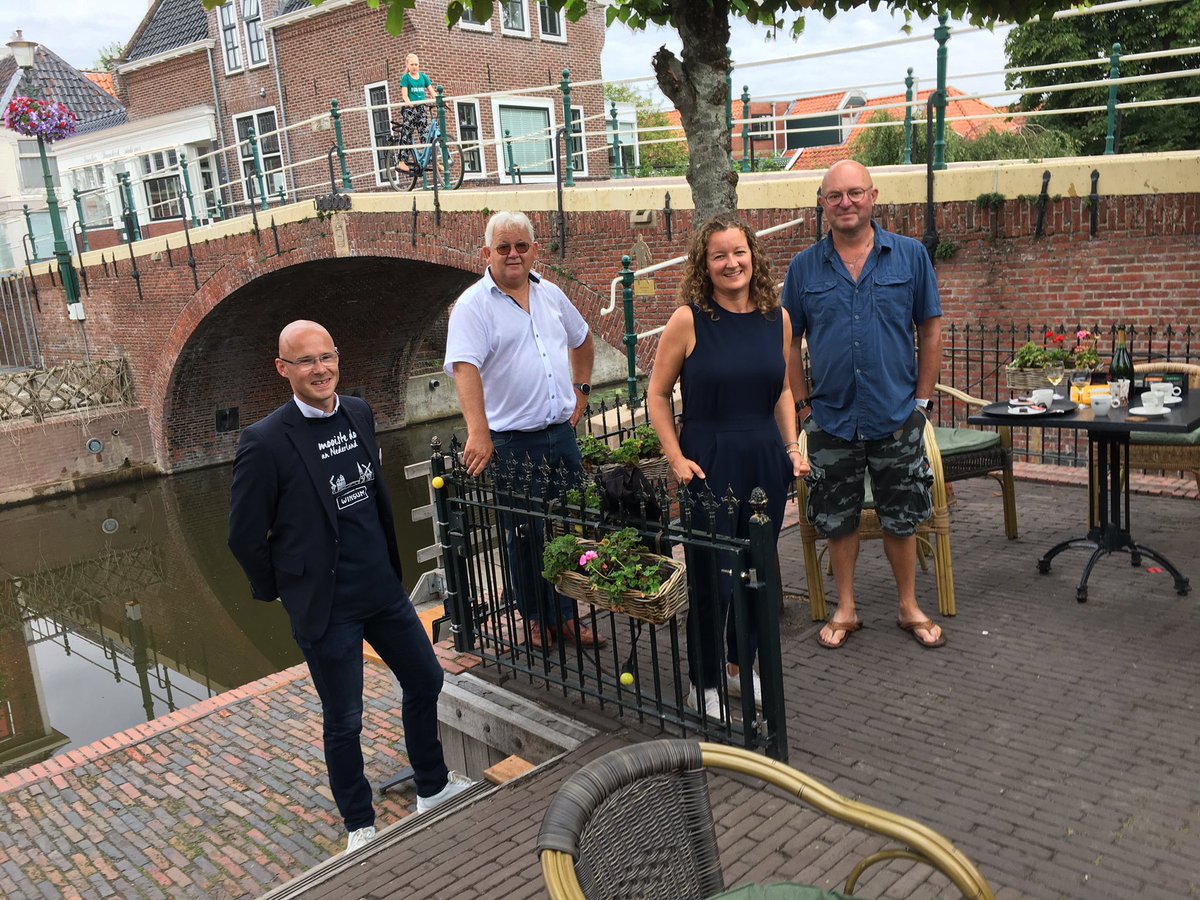 Supertrots op terecht uitverkiezing Winsum als allermooiste dorp van Nederland . Gefeliciteerd ondernemers en alle inwoners van deze parel van Het Hogeland!