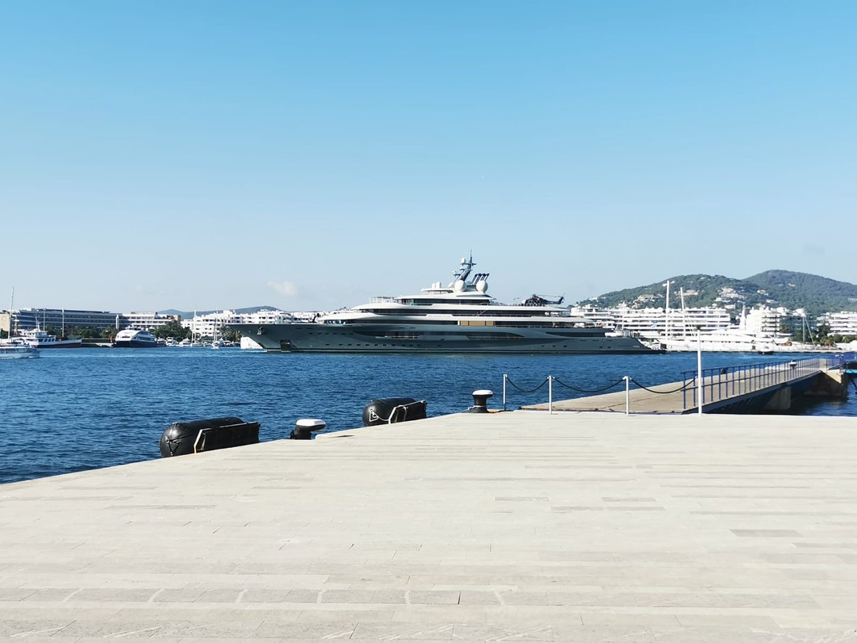 SovrenYachts's tweet image. We proudly welcome the world's largest charter yacht to Sovren Ibiza Marina, M/Y Flying Fox.

We have the pleasure of being at this lady's service during her stay with us. 

For berths: bookings@sovrenmarina.com +34 690 90 70 89