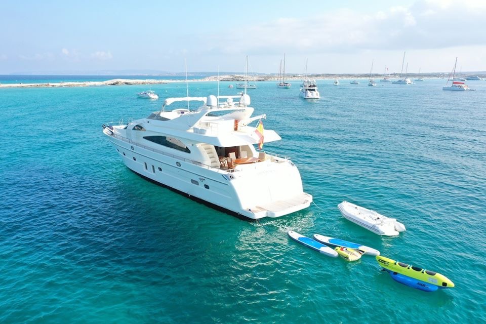 SovrenYachts's tweet image. Do you want to be a part of a small fleet with dedicated managers made up of ex-yacht crew who know exactly what it takes to run a successful yacht program? And with all the added perks that come with the Sovren Advantage program?

Contact our team s.warren@sovrenyachts.com