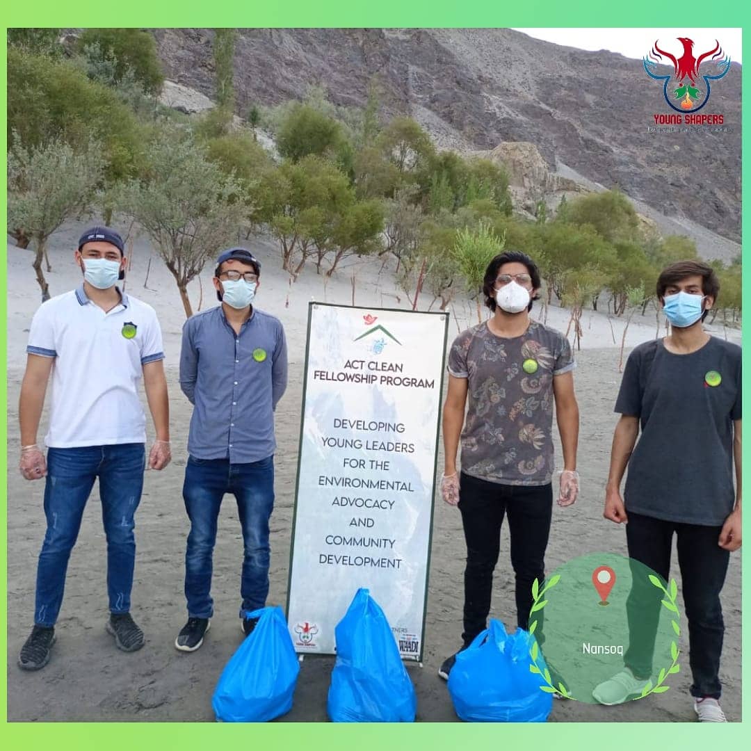 shaperscircle's tweet photo. Proud of our team Skardu Anchan that organized our second field trip under ACFP'20 at Nansoq which is a village, at a distance of 4 km from Skardu city. It is declared as an Organic village by AKRSP.
#ACFP2020 #Act4Nature #ActClean #Youth4Environment https://t.co/WsUaevxqw9