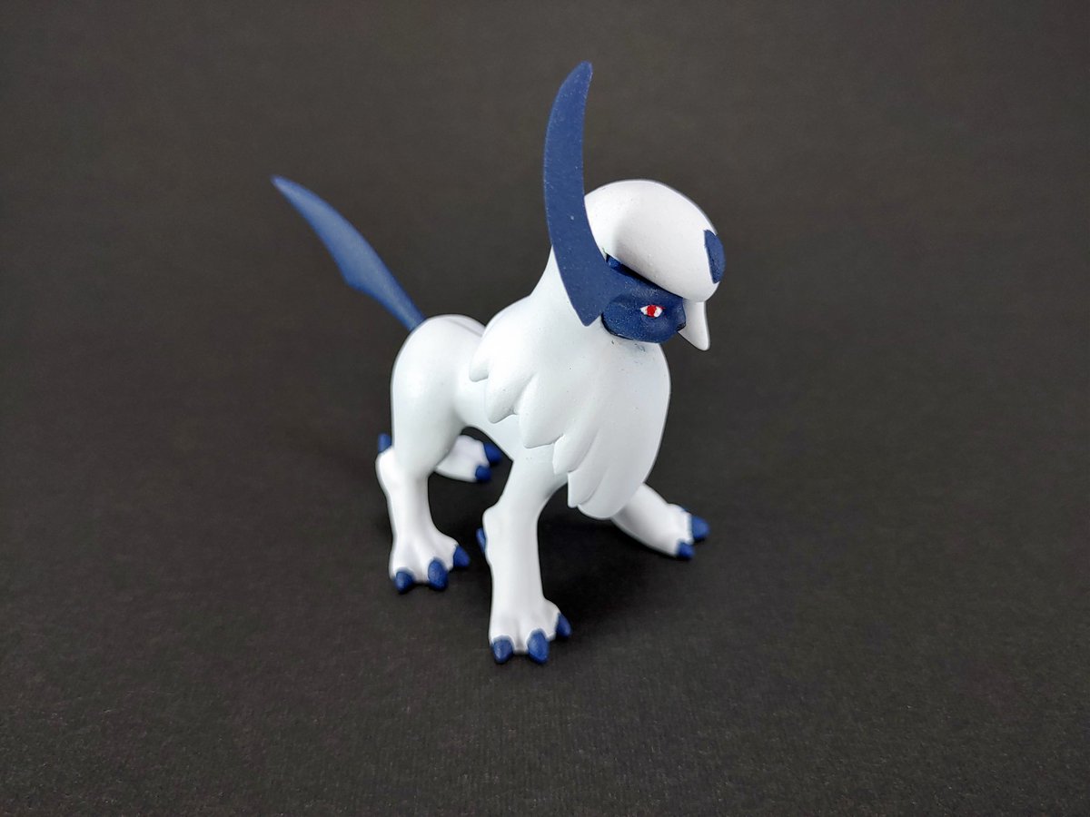 探偵うちなん ポケモンスケールワールド と並べる用のアブソルちゃん完成 ポケットモンスターxy リアルフィギュアキーホルダー メガシンカ のメガアブソルをベースにセミスクラッチ 頭頂まで約5cm 角先まで約6cmの1 スケール 分の1