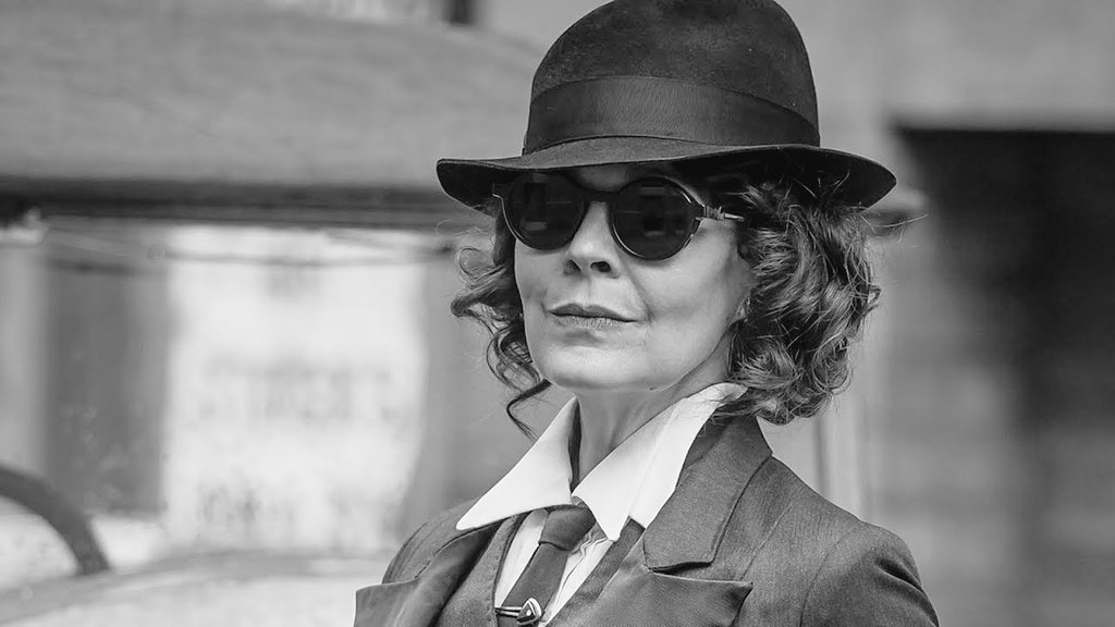 Wishing a Happy Birthday to amazing Helen McCrory 
