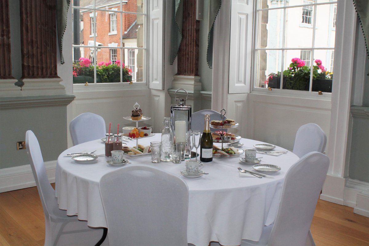 We can't wait to host you for Afternoon Tea with @WarksEvents this bank holiday facebook.com/events/2266022…  #BuyIn2Warwick #WhatsOn #Warwick #AfternoonTea