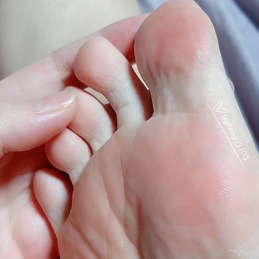 今天是真累了，韩国这两天超热，机场人又多了，巨忙
#丝袜 #戀足 #恋足 #발가락 #발 #팁토 #絲襪 #美腳 #美足  #feet #prettysoles #barefeet   #myfeet #girlsfeets   #barefoot  #footmodel #footgoddes #solas #pies #toes #natalie
#nylonfeet #pantyhose 
 #pantyhosefetis #nylonfetish