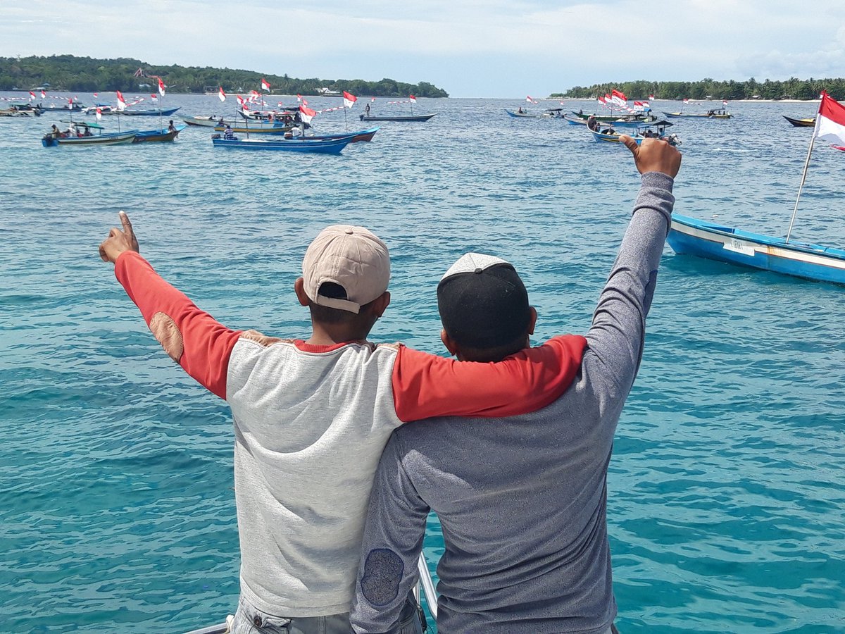 KakaOti2's tweet photo. Persahabatan dan kebersamaan 
Mengalahkan sgalanya .
#JagaKeutuhanNKRI 
#IndonesiaRaya https://t.co/NYqRvEXkG7