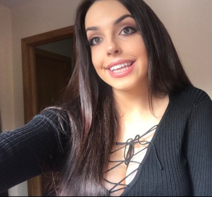 Emerald Isle Tgirls (@emeraldisletgs) on Twitter photo So, how much a hottie do you think the lovely <a href="/IrishSalpa/">Chloe Salpa</a> really is?๐๐ฎ๐ช๐๐ฎ๐ช So, how much a hottie do you think the lovely <a href="/IrishSalpa/">Chloe Salpa</a> really is?๐๐ฎ๐ช๐๐ฎ๐ช