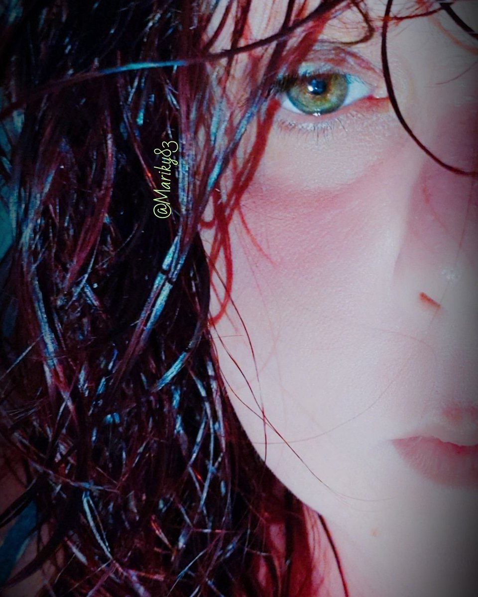 Mariky83's tweet photo. Quien no quiso cuando pudo, cuando quiera no podrá
ATTE: LA OPORTUNIDAD
#LunesDeOjos 🍀
#LunesDeFotoPropia 💋
#LunesDeMotivacion 👣
#17Agosto ⛱
#0Makeup 💄 https://t.co/qNykdrtQEE