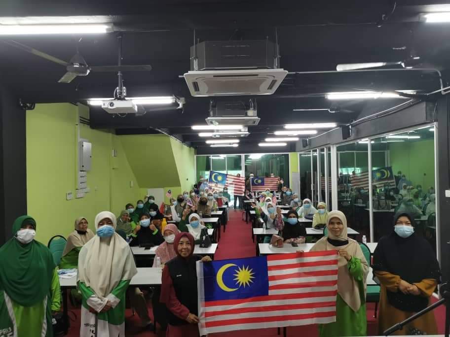 Pas Pusat On Twitter Khabar Pas Kawasan Dari Selangor Pas Kawasan Bangi Muslimat Pas Kawasan Bangi Mengadakan Seminar Bengkel Pilihanraya Https T Co Rtass2dweq Https T Co Klz6ccjte0