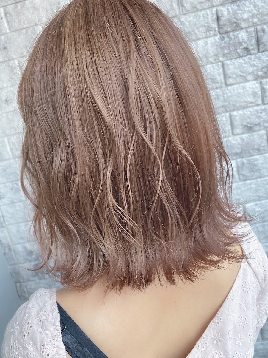 長沼彰憲 ウルフ美容師 ショート ボブ ハイトーンカラー Twitterren 柔らかいミルクティーといえばラベージュ ミルクティーベージュ ミルクティーグレージュ ミルクティーカラー ミルクティーアッシュ ケアブリーチ ボブ ショートボブ ハイ透明感 ハイ