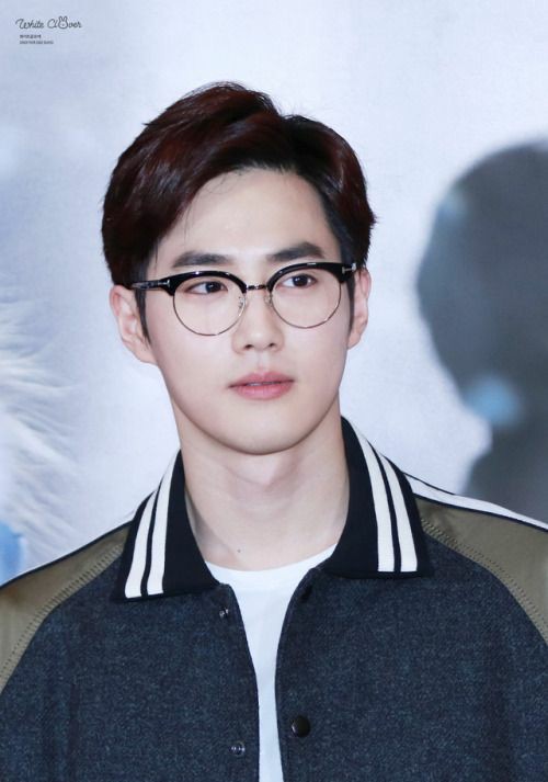 Junmyeon wears glasses, a thread:
