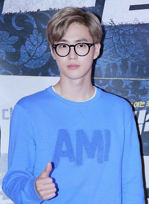 Junmyeon wears glasses, a thread: