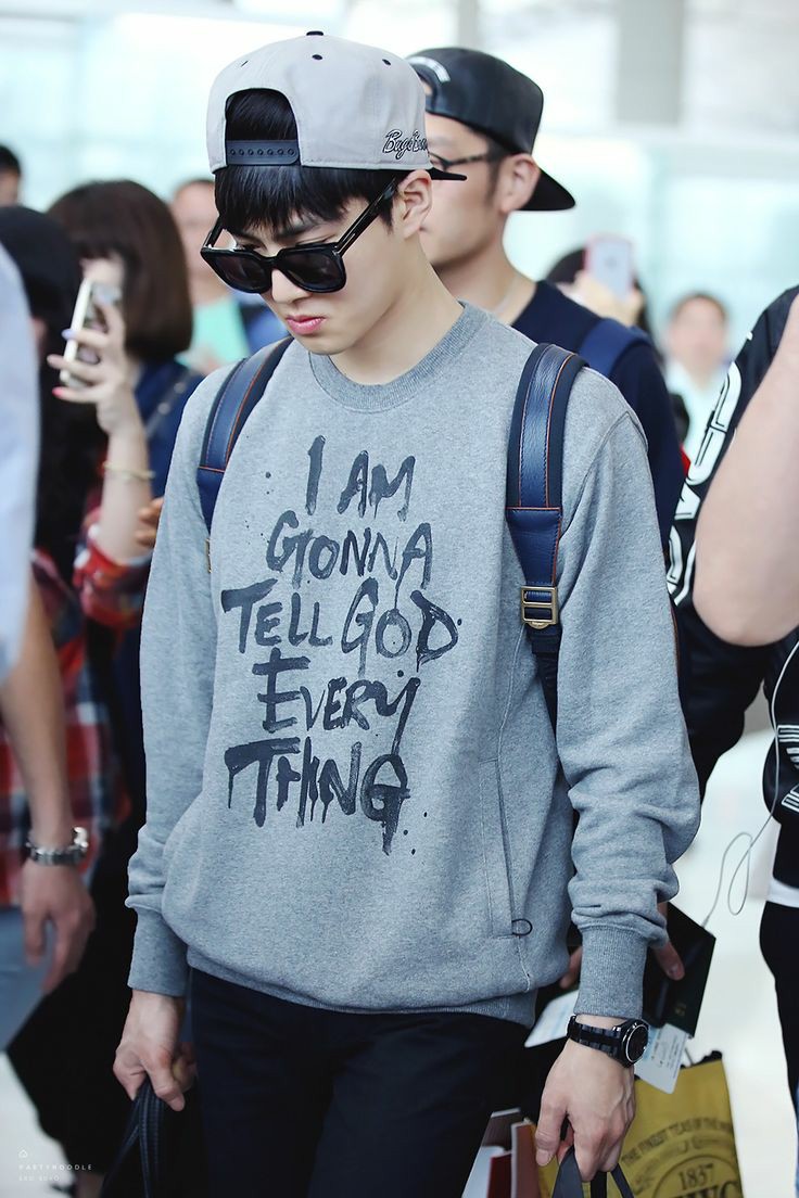 Junmyeon wears glasses, a thread: