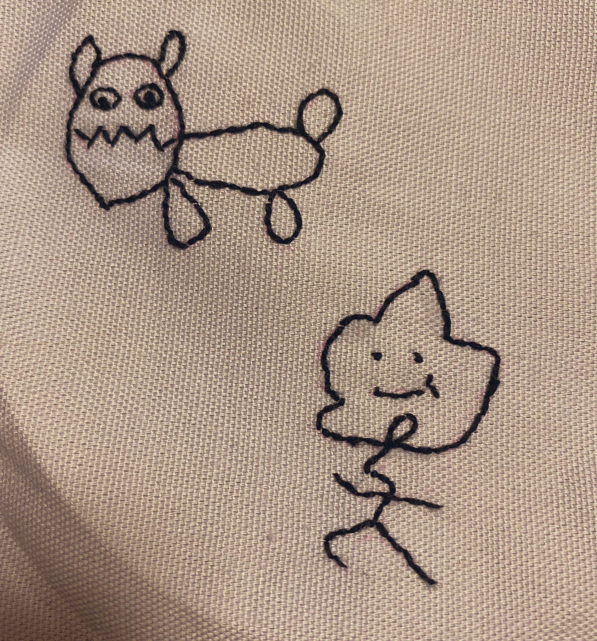 ˏˋ コナミちゃんˎˊ V Tvittere 刺繍練習 犬卵とミトコンドリアくん ˏˋ コナミちゃんˎˊ V Tvittere 刺繍練習 犬卵とミトコンドリアくん