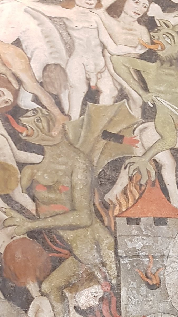 León y que se perdió, probablemente a causa de la escandalosa desnudez de los condenados (fijaos en los miembros de almas perdidas y demonios). El motivo central es la vida de San Bartolomé y también estaríamos ante un monumento funerario del que se ha perdido el nombre del