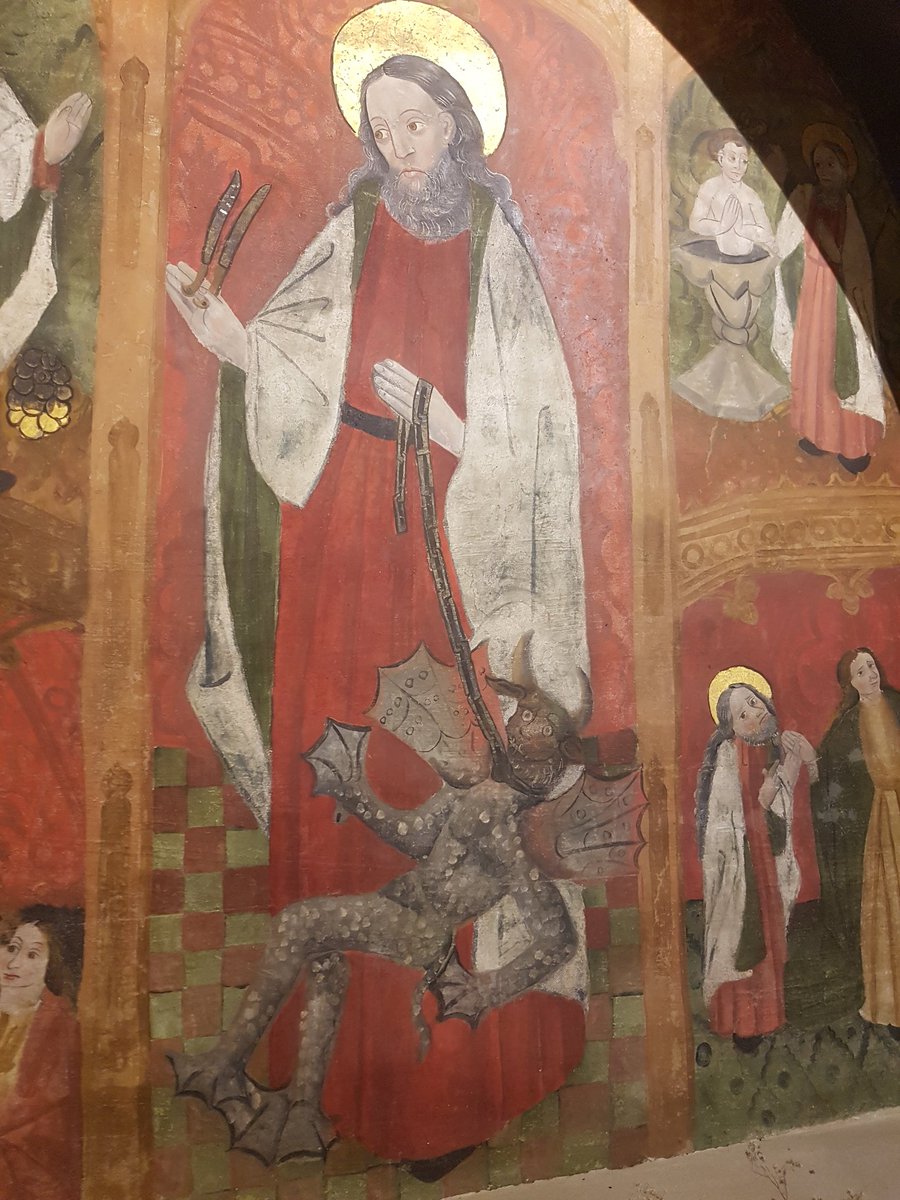 León y que se perdió, probablemente a causa de la escandalosa desnudez de los condenados (fijaos en los miembros de almas perdidas y demonios). El motivo central es la vida de San Bartolomé y también estaríamos ante un monumento funerario del que se ha perdido el nombre del