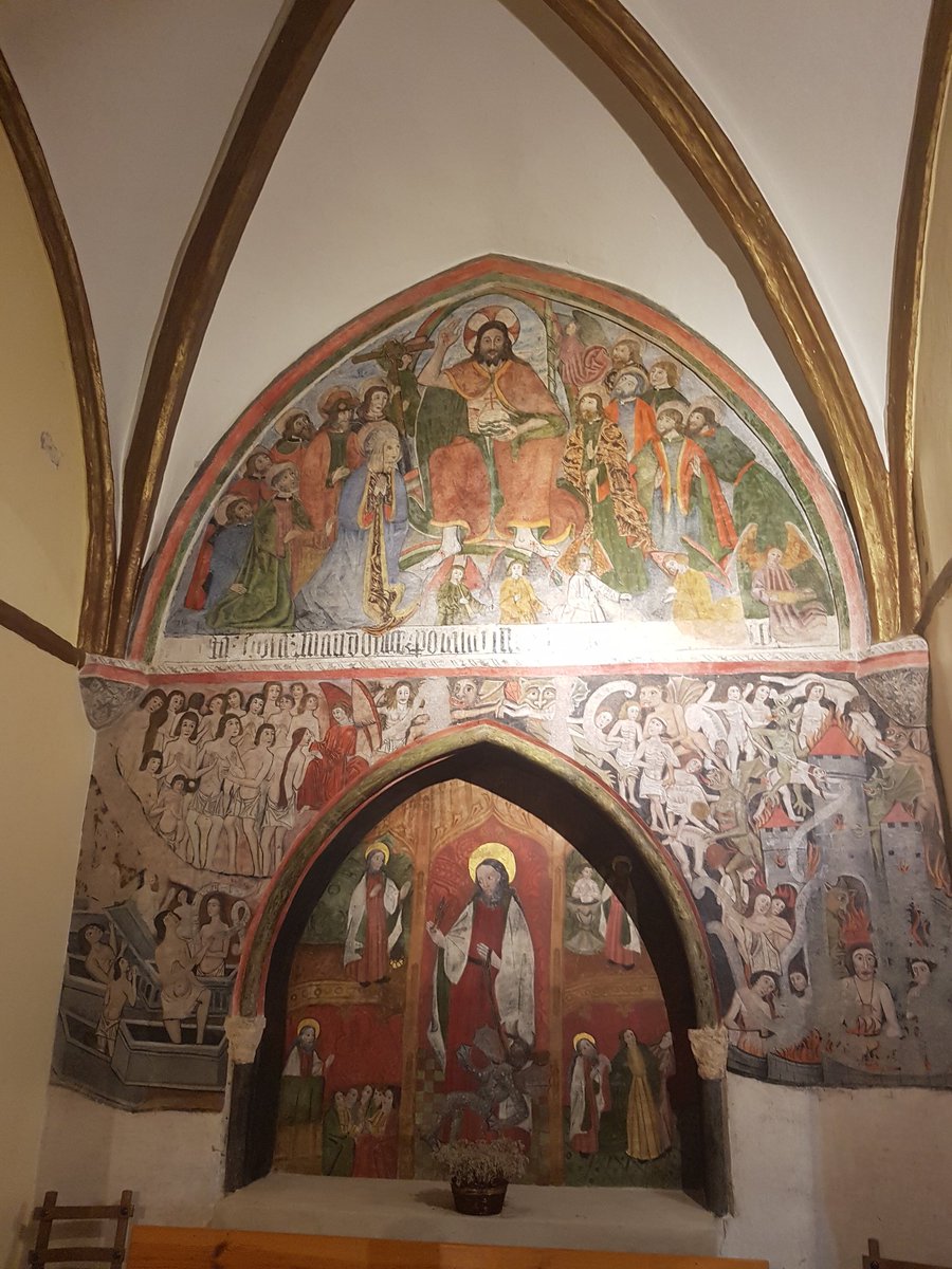 Un pueblo de Tierra de Campos, Palencia. Una iglesia. Podría ser una más, pero en su interior, ocultos durante siglos, se han conservado frescos medievales, enterramientos y reclamaciones históricas que van saliendo a la luz. Acompañadme a Gordaliza del Pino 