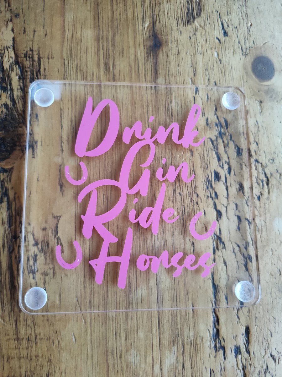 Craft_carnage's tweet photo. So many makes recently. Loving my @OfficialCricut https://t.co/W9kt7Jbl1Q