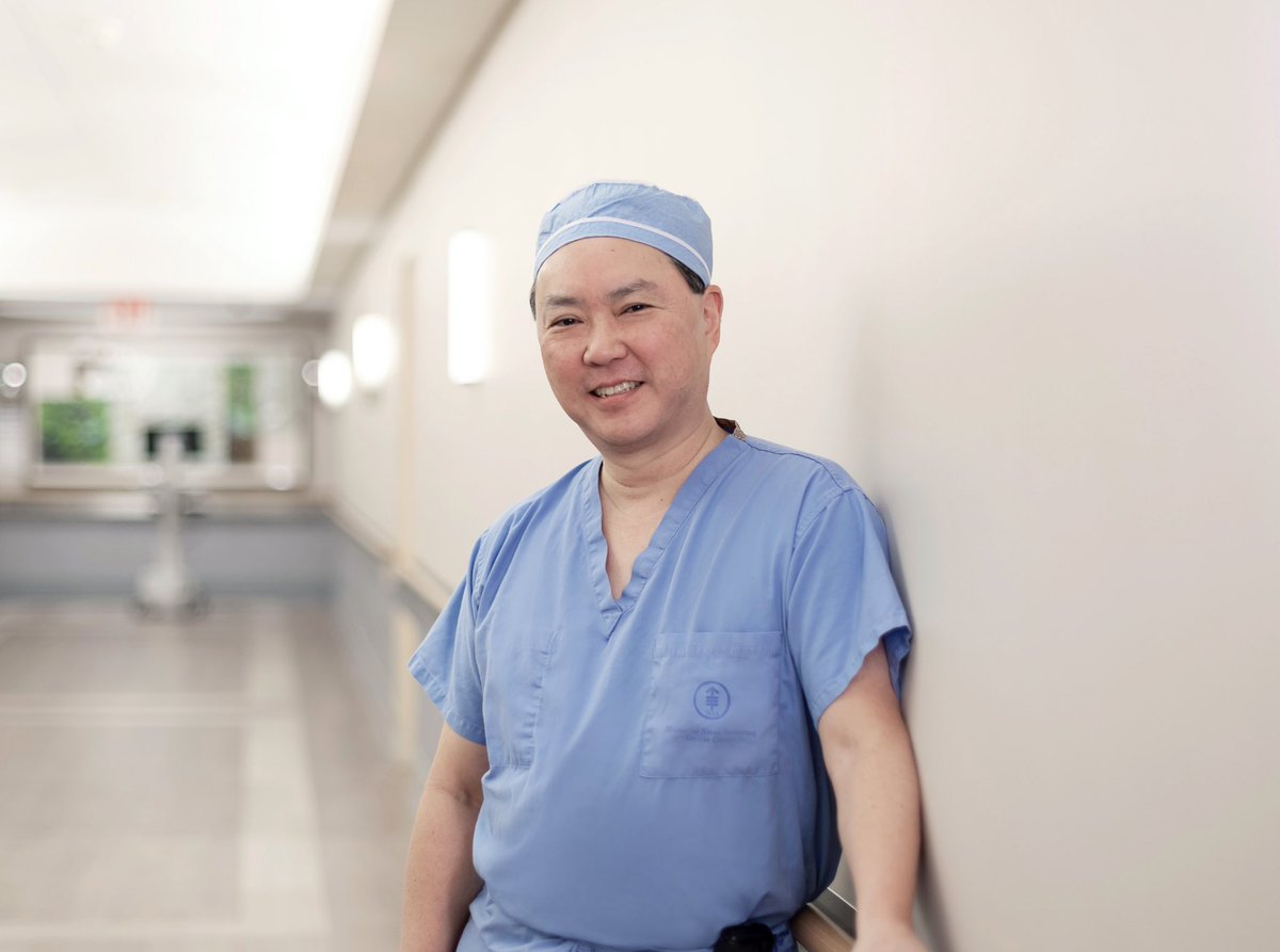 TeamOvary_MSK's tweet image. On this #MeetTheTeamMonday, we would like to highlight Dr. Dennis S. Chi, founder of #TeamOvaryMSK, surgeon extraordinaire, and overall unwavering fighter for women with ovarian cancer.