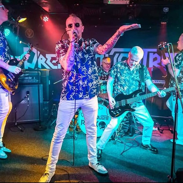 The Gimme Gimme Gimmes recorded their excellent album Combat Jock at Sound Sound.  

Give it a listen on Spotify: open.spotify.com/album/6c8kbN5y…