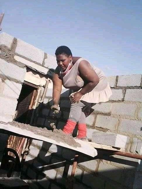 Katli_Mkwena's tweet photo. #Easy500K
😍😍😍☺
PLEASE Retweet lets make Her trend She deserves it 🏠🏆 https://t.co/65L1fJSCcI