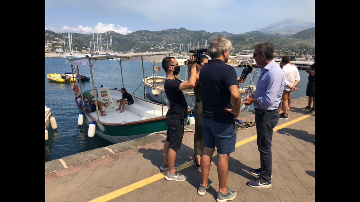 Power_Cruise's tweet photo. A Sapri a bordo della #SeaX1 il Ministro Costa @minambienteIT  mobilità 100% elettrica anche in mare già possibile con #PowerCruiseControl
Zero emissioni all'interno delle aree marine protette
@starax @FranFerrante @danieladucato @A_LisaCorrado @GassmanGassmann
#greenheroes https://t.co/zSEY7J8jtQ