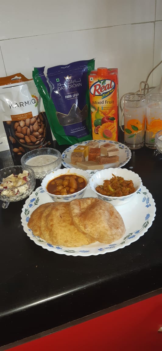 ItikaNaik10's tweet image. My yummy farali recipes❤

#FaraliRecipes #RamdevContest #ContestAlert
@shaiti7 
@Piyujain12 
@ShahDaffodil 
@Navyavegi 
@MissWeirdo13 
@Richa22525021