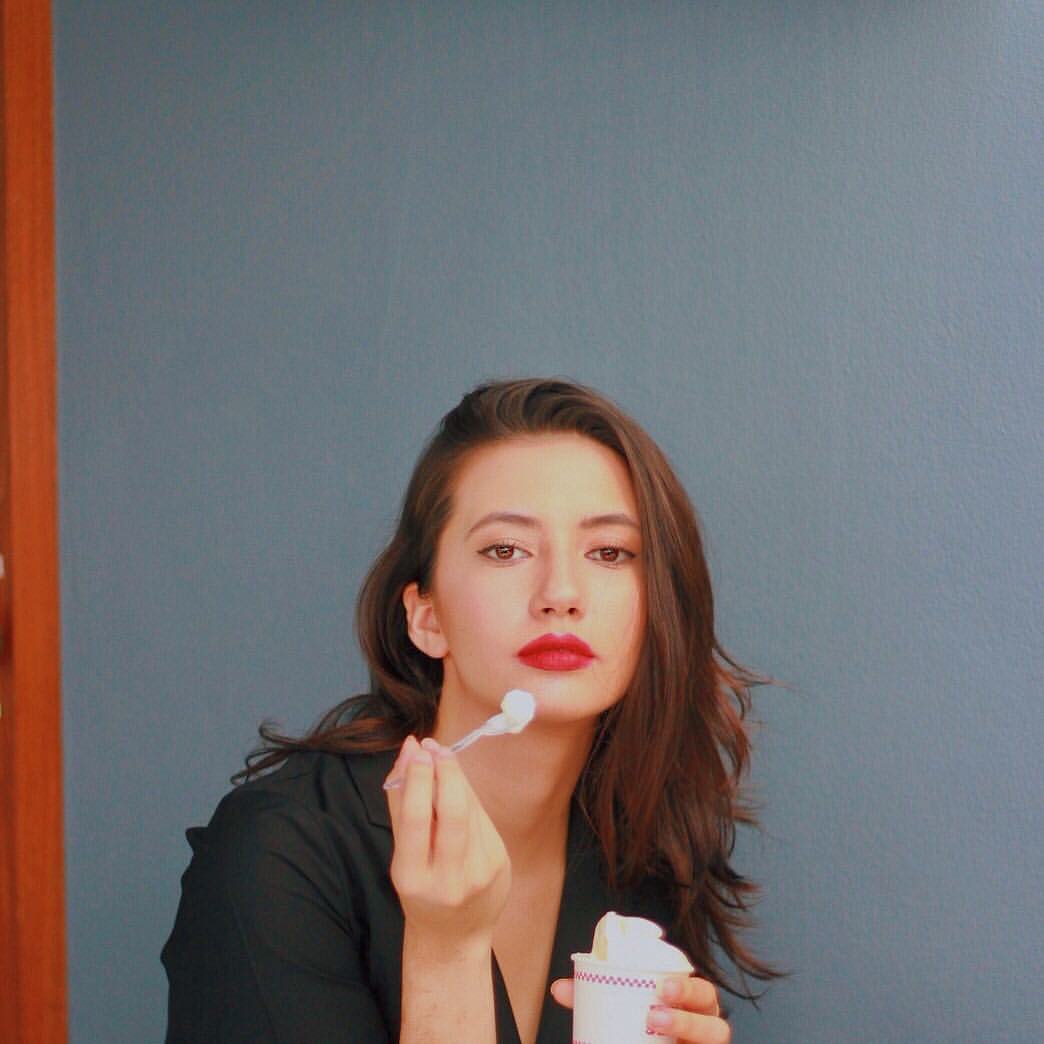 mhatong1's tweet photo. @uuuuuuzzzb ยังรับถ่ายฟรีอยู่ไหมครับผมมีน้องนักแสดงเป็นแบบให้ครับ https://t.co/gVo0RTzZ5N