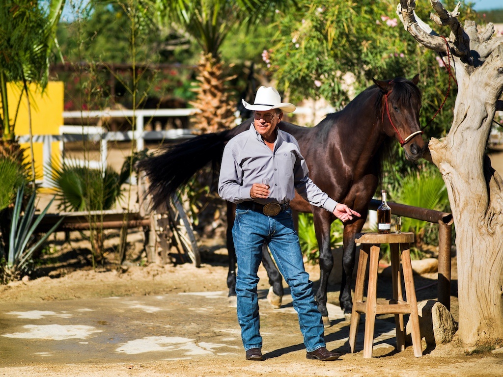 GeorgeStrait's tweet photo. "The perfect recipe, baby, you and me. The secret's been found. Let's pour one right now." 🎶 🥃  #Codigo @Codigo1530 https://t.co/ydmlSsRbRq