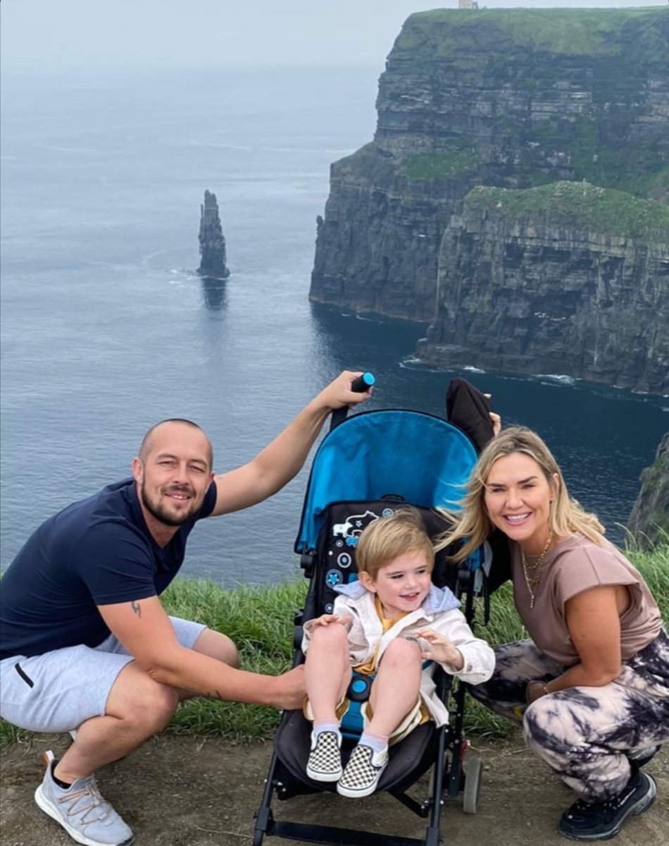 .<a href="/GregorErin/">erin mc gregor</a> shares sweet photos from Irish staycation
goss.ie/showbiz/erin-m…