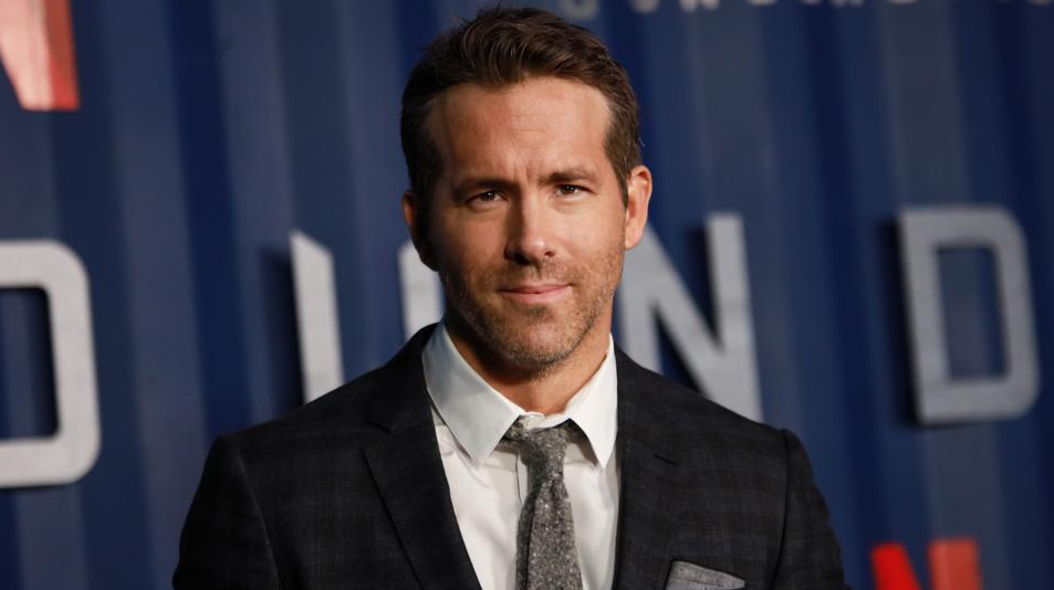 Forbes's tweet photo. Actor Ryan Reynolds sold Aviation Gin for a reported $610 million https://t.co/w4iGkcMhJ9 https://t.co/sv6eE3GLXh