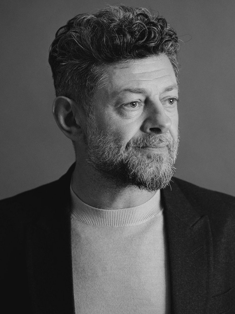 Andy Serkis - Alfred PennyworthGiven his relationship with Reeves, I knew Serkis was gonna end up in this movie, but I never would have guessed as Alfred. But honestly, I'm glad. I am happy to see him doing a quieter, more grounded character, instead of another spectacle role.