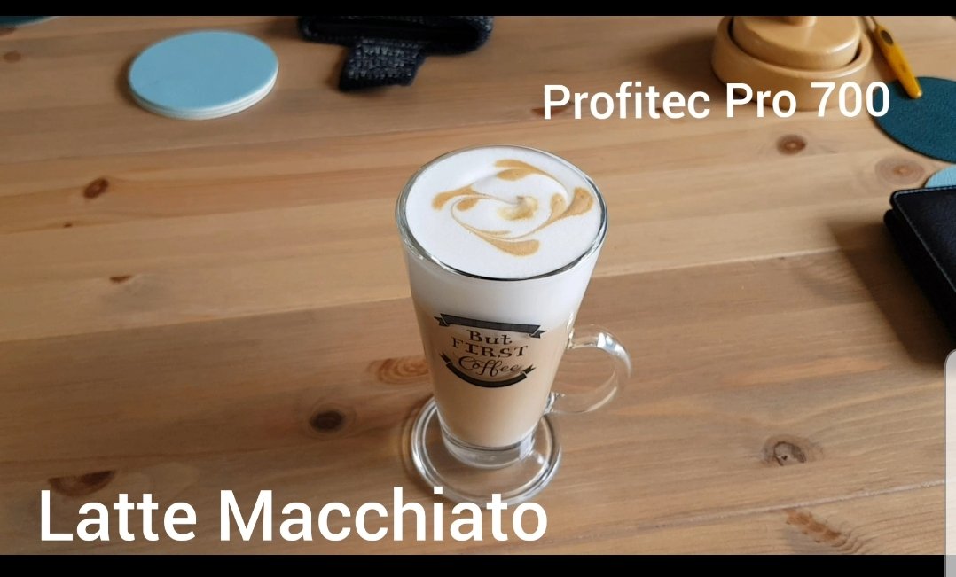 kingfisher1978's tweet photo. https://t.co/q9GTivMB02
Latte Macchiato on a profitec pro 700
#lattemacchiato #coffee #profitecpro700 #latteart #Barista https://t.co/sInOHaoHiE