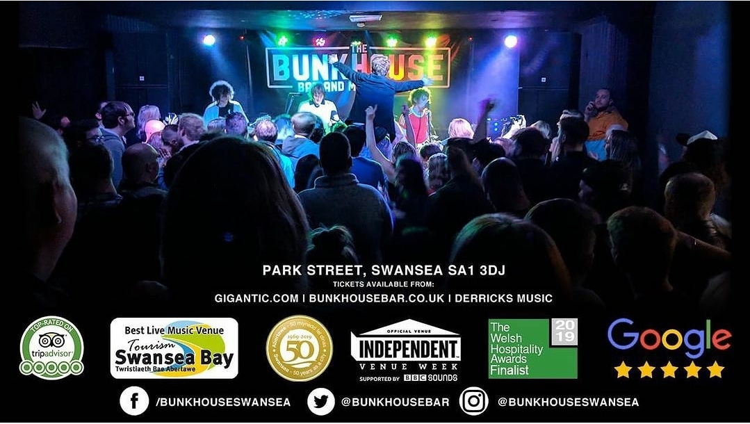 The time has arrived....

Very excited to announce that we will be back open from 04/09/20. Serving up our famous burgers and serving you drinks in the newly refurbished(ish) Bunkhouse.

Check out our message below and then follow the link.... 

thebunkhouseswansea.com