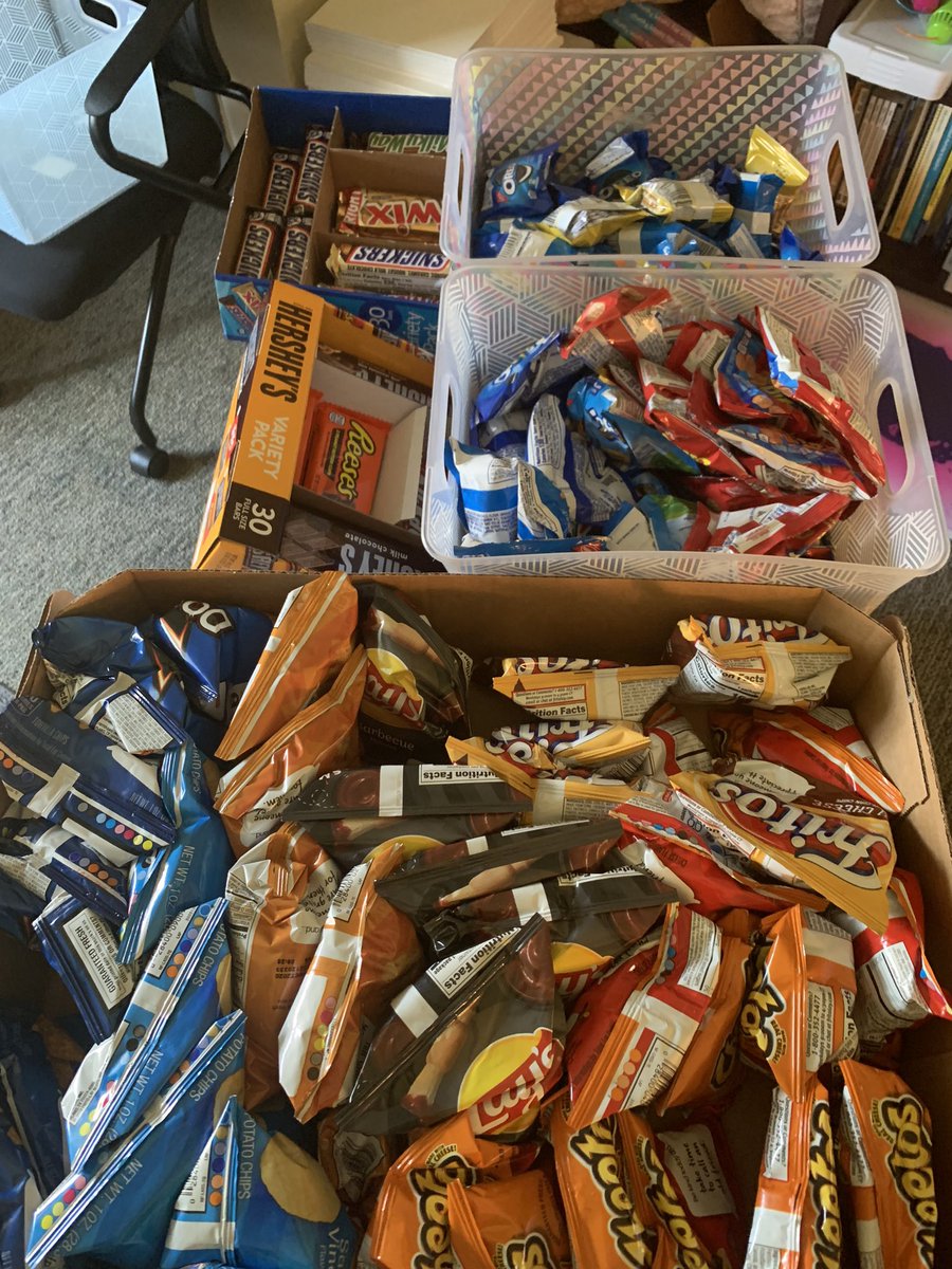 asc44's tweet image. Snacks for everyone!! #teamturtle @MMPTurtles #turtlestrong