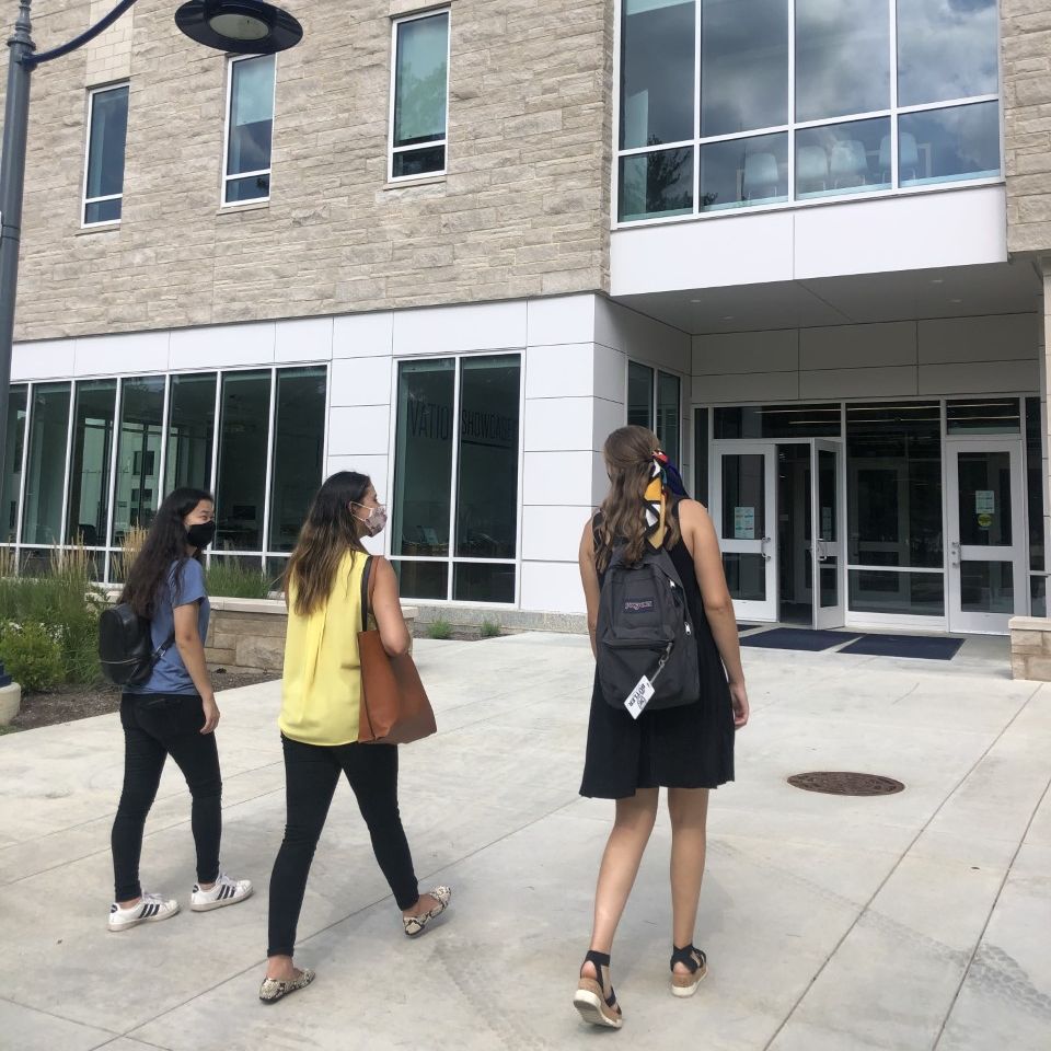 butlerLSB's tweet photo. The Lacy School of Business would like to welcome to all students as they return to campus. Interim Dean Buttrick shares, "Although this semester will look different, our commitment to our students remains as strong as ever. Stay safe, mask up, and see you in class next Monday!" https://t.co/2Lvn13V4Ok