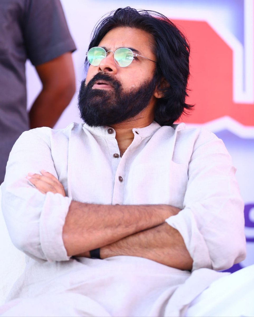 PSPKHolics's tweet photo. Saturday Trend Topic
Stay Tune To @SenaVoice
Today at 8:00PM
#JSPWeekendTrends https://t.co/Jp6Sm1XzT5