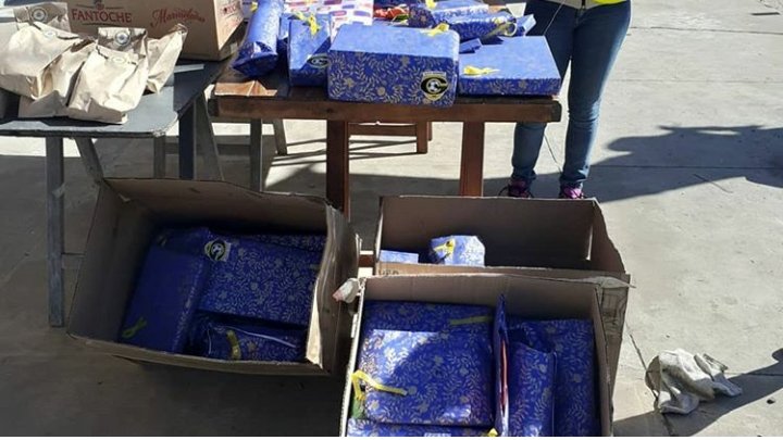 pasealaliga's tweet photo. #Social 

#LasMalvinas agradeció el gesto de #Gonnet que se hizo presente ayer con regalos por el día de la niñez. Los de Las Quintas realizaron su jornada con éxito. 

@lasmalvinas_ok
@SFP_Gonnet https://t.co/3hwAa4Xd16