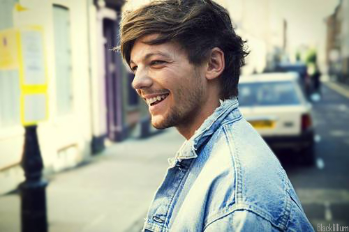 𝙡𝙤𝙪𝙞𝙨 𝙩𝙤𝙢𝙡𝙞𝙣𝙨𝙤𝙣, 𝙗𝙪𝙩 𝙝𝙚 𝙜𝙚𝙩 𝙤𝙡𝙙𝙚𝙧 𝙖𝙨 𝙮𝙤𝙪 𝙨𝙘𝙧𝙤𝙡𝙡