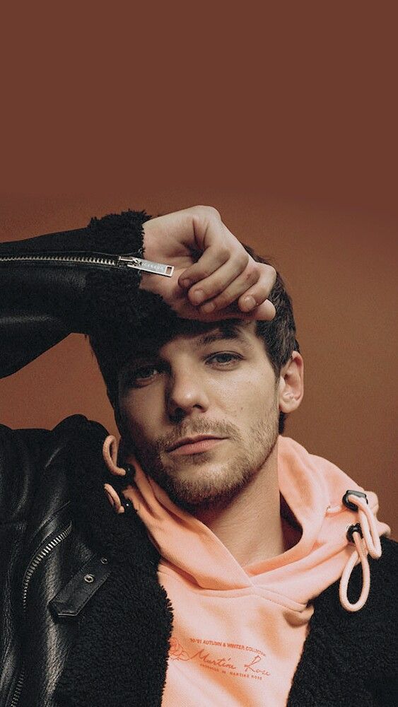 𝙡𝙤𝙪𝙞𝙨 𝙩𝙤𝙢𝙡𝙞𝙣𝙨𝙤𝙣, 𝙗𝙪𝙩 𝙝𝙚 𝙜𝙚𝙩 𝙤𝙡𝙙𝙚𝙧 𝙖𝙨 𝙮𝙤𝙪 𝙨𝙘𝙧𝙤𝙡𝙡