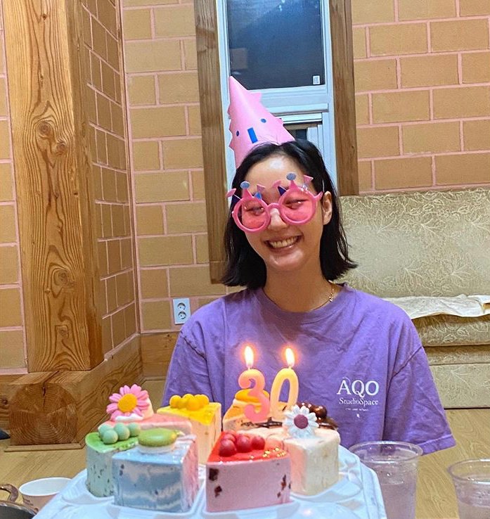 TheAnnyeongOppa's tweet photo. Are you a fan of Kim Go Eun? Here's a fact for you!

During her guesting on the KBS Korean variety show Happy Together in 2016, she shared that she was named Kim Go Eun because her father wanted her to grow up pretty. https://t.co/WgN5GGTuON