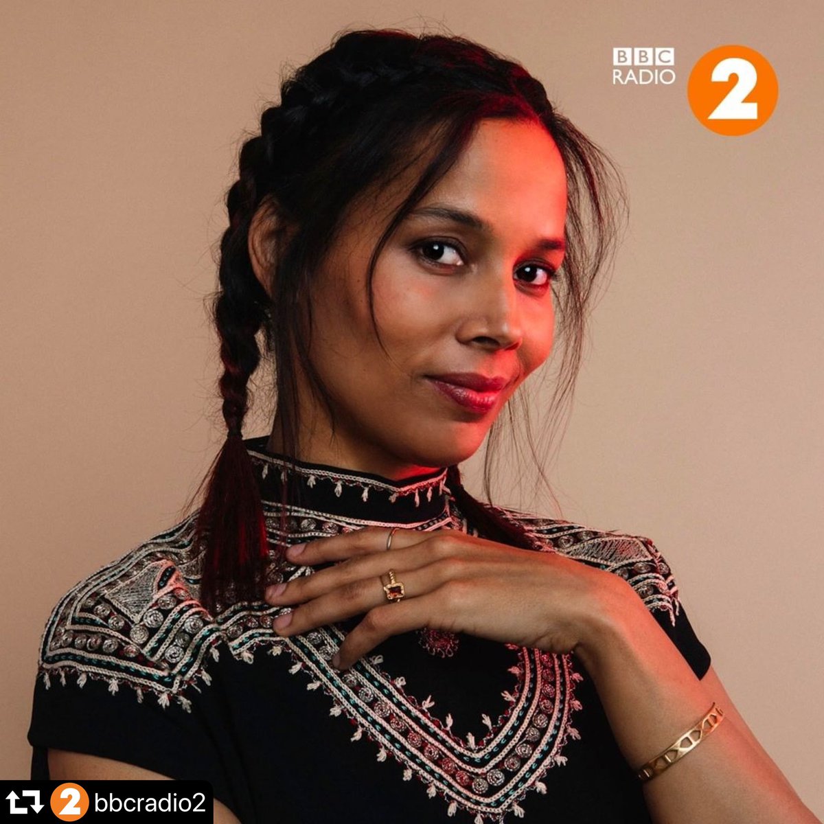 RhiannonGiddens's tweet image. I was given free reign to curate and present tonight’s show on @BBCRadio2!! Tune in at 9p UK time to listen. 🙌🏾

Listen here: bbc.co.uk/programmes/m00…