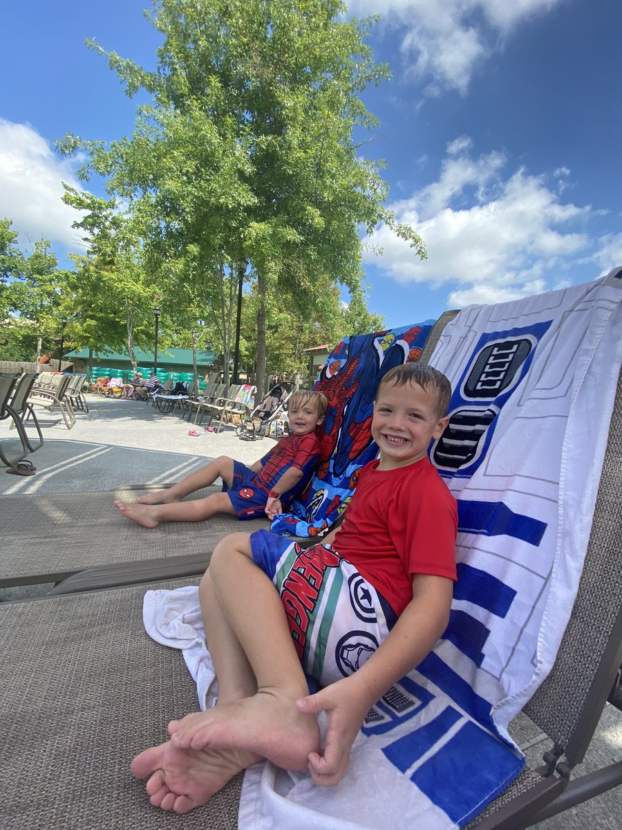 We honestly didn’t do too much research on  @Dollywood’s Splash Country before we arrived. We were blown away by the mountain landscape setting. It was also great to have so many rides that we could all ride together!