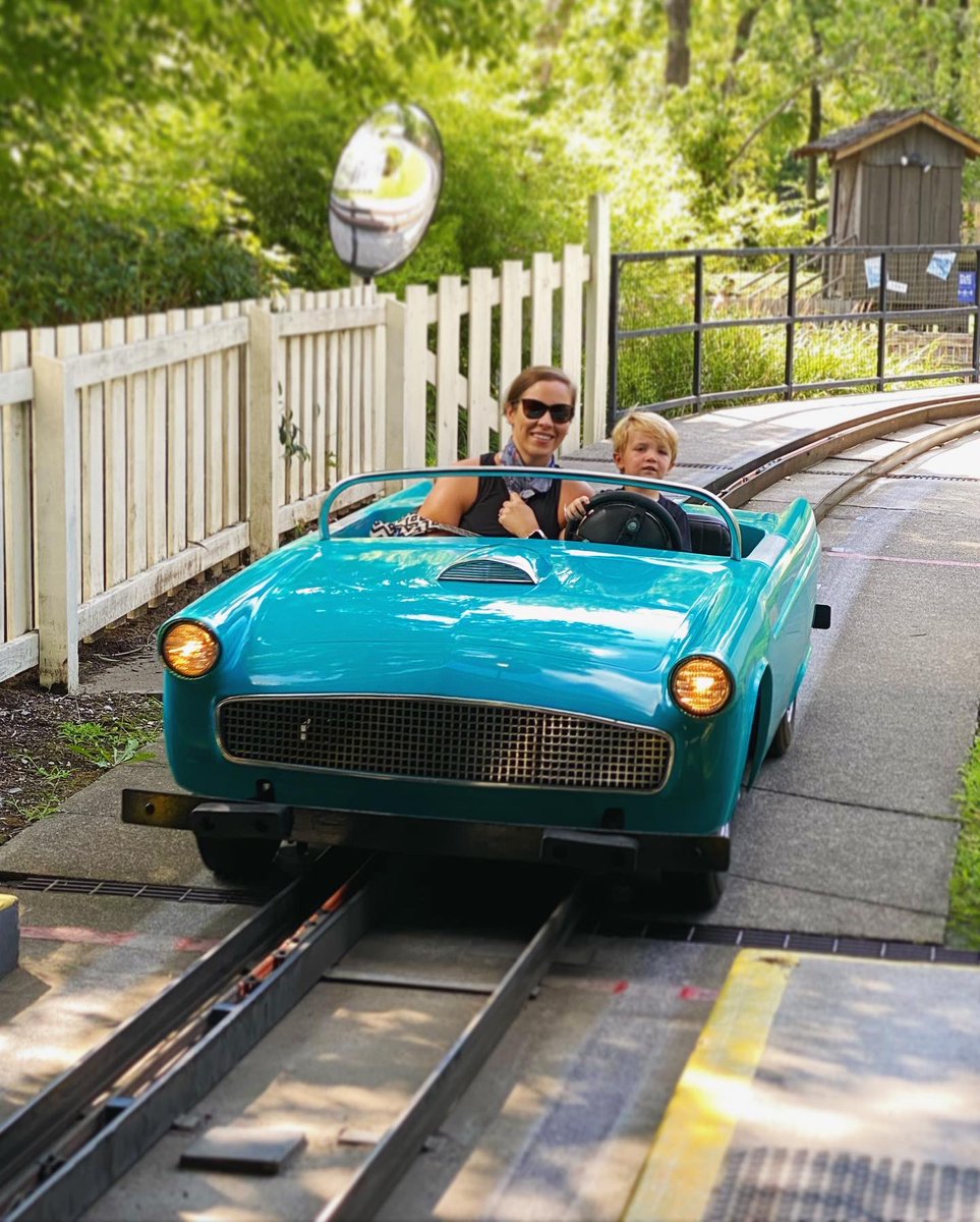 We started out the day with rides that we could all do. Rockin’ Roadway and River Rampage we’re big hits! Rockin’ Roadway was especially fun since it is something that we don’t have at  @SDCAttractions.